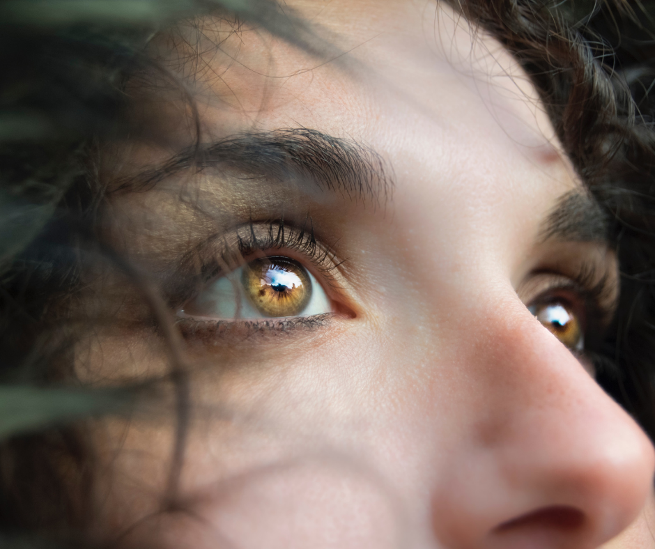 eyes talk